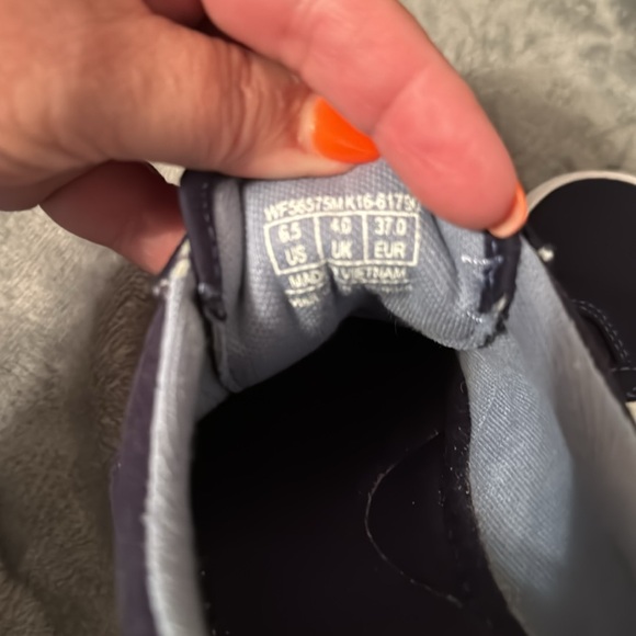 Last call!
Women’s Keds Lace up Shoes - Picture 5 of 5